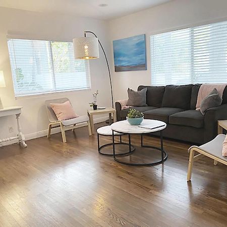 Malibu Private Beach Apartments Luaran gambar