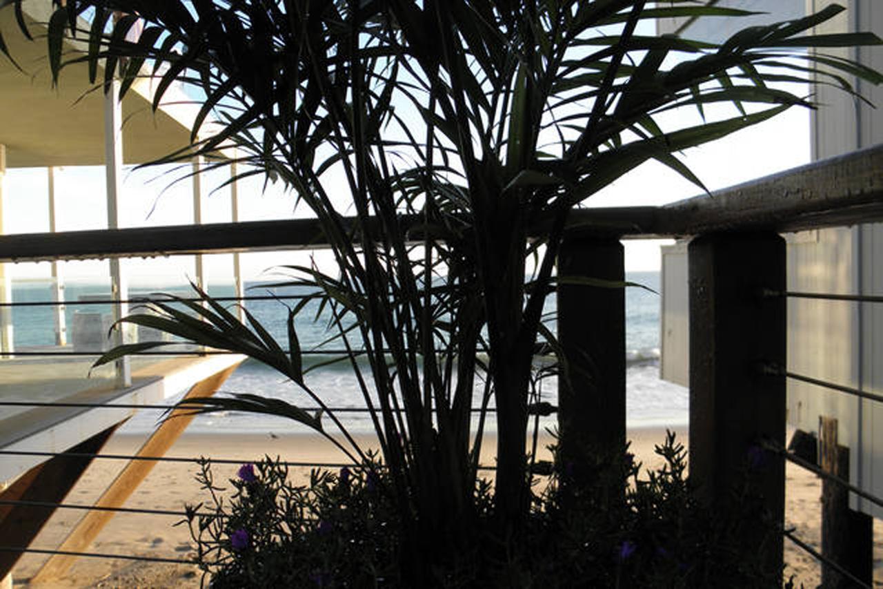 Malibu Private Beach Apartments Luaran gambar