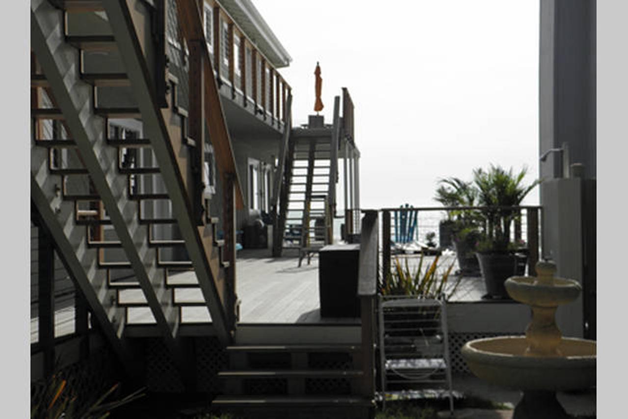 Malibu Private Beach Apartments Luaran gambar