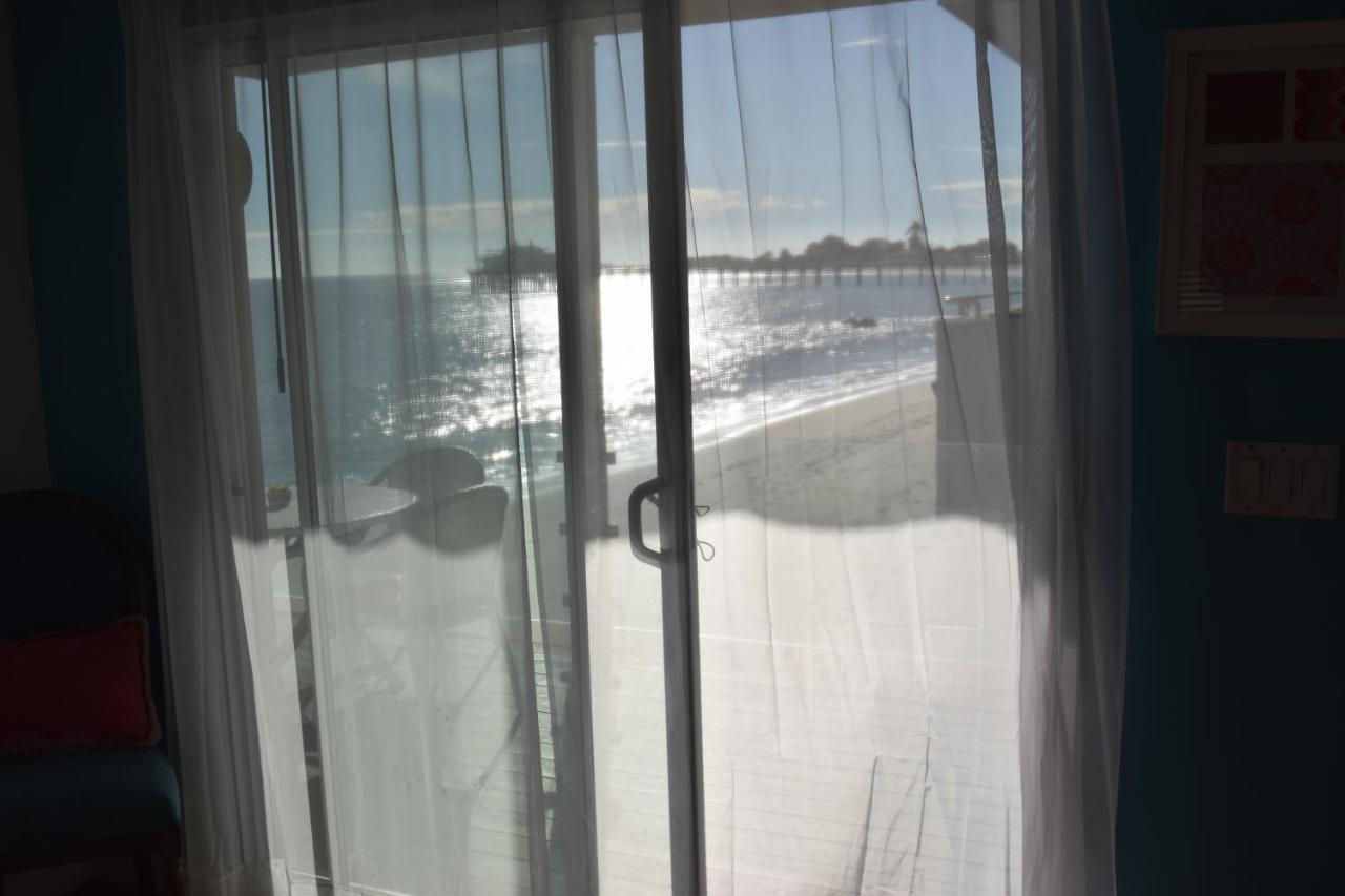 Malibu Private Beach Apartments Luaran gambar